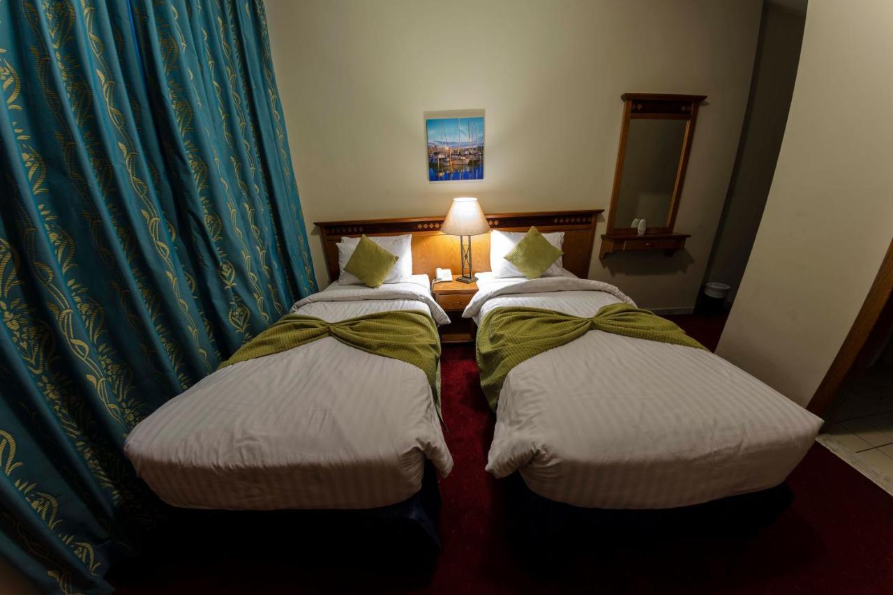 Kindi Hotel